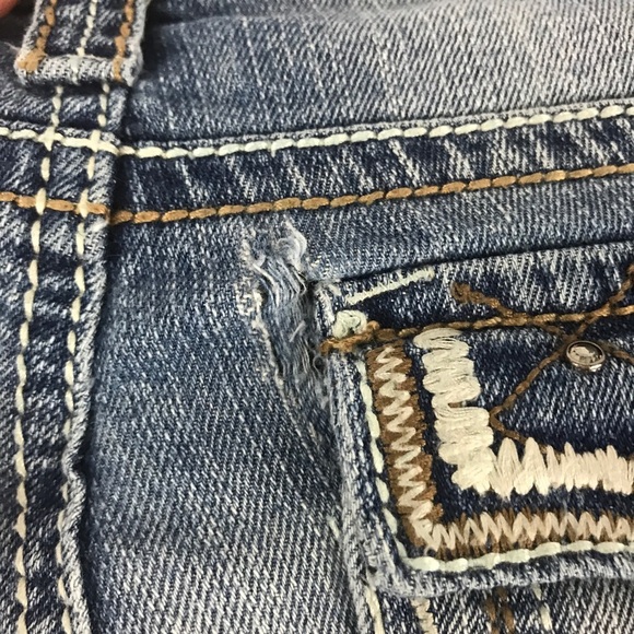 No Boundaries Jean Capris - Picture 5 of 5